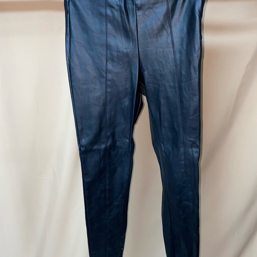 Black leather skinny pants